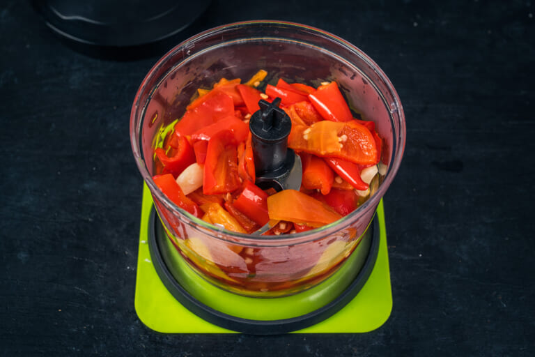 Homemade Sriracha Sauce Without Fermentation: Step 4.