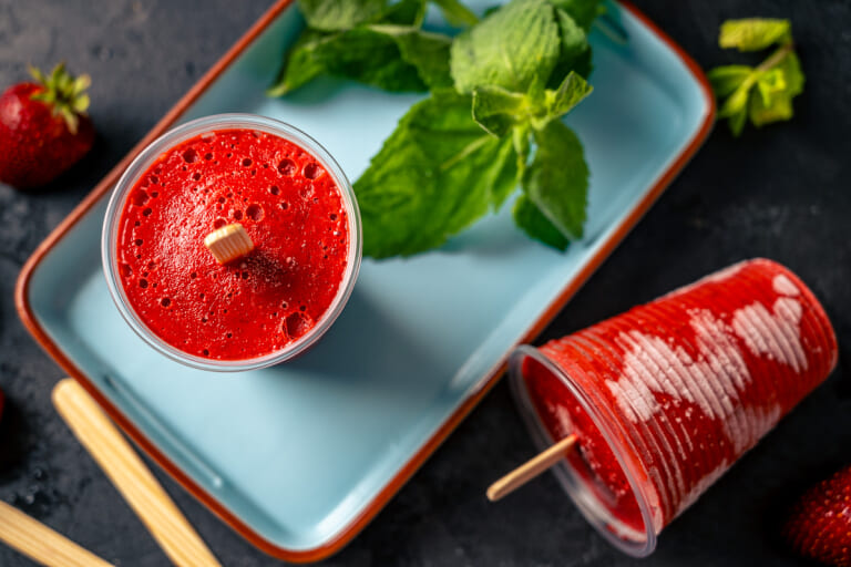 Two-ingredient Strawberry Ice Cream with Condensed Milk: Step 5.