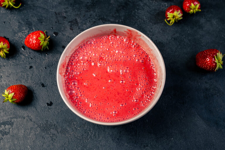 Two-ingredient Strawberry Ice Cream with Condensed Milk: Step 2.