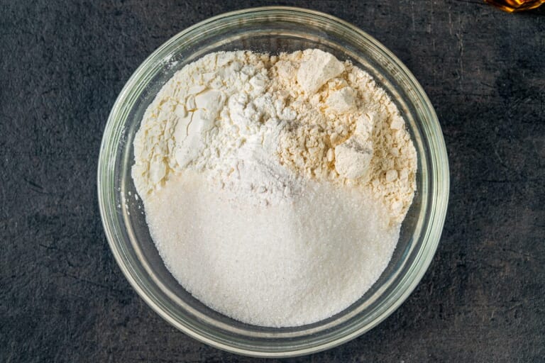 Dry ingredients for the cake in a bowl