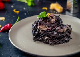 Squid ink pasta with cuttlefish Recipe