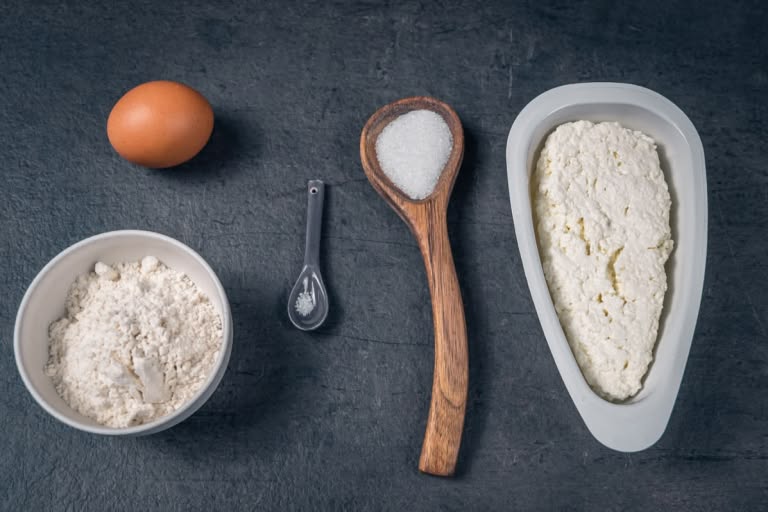 Ingredients for lazy vareniki / pierogi