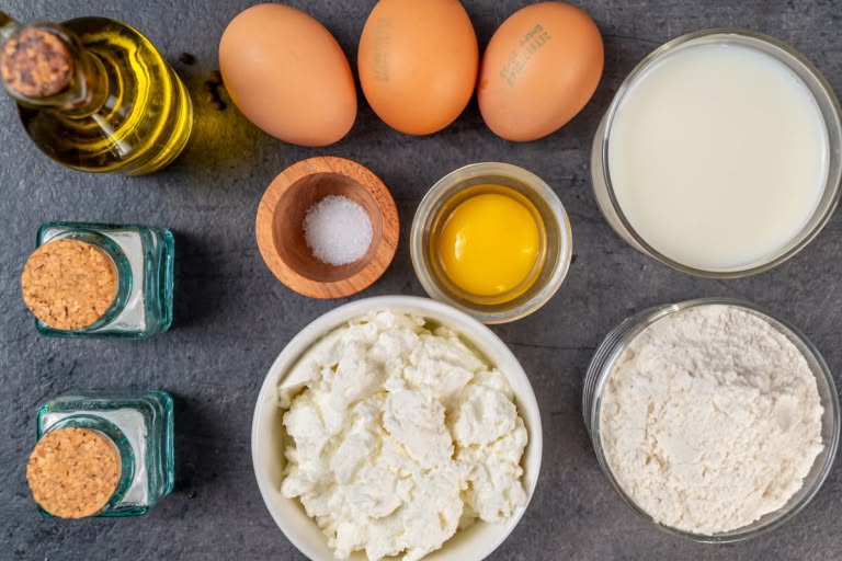 Ingredients for Ukrainian Nalysnyky
